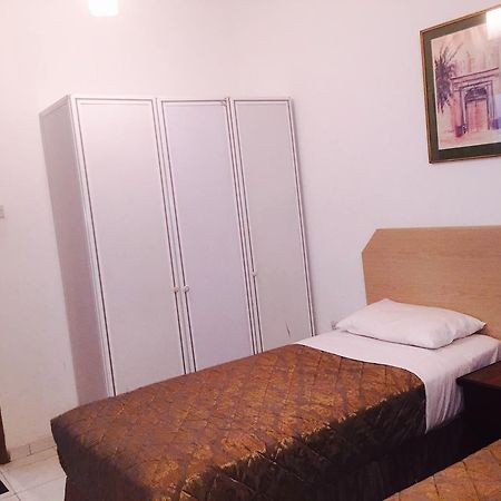 Gold Plaza Guest House Dubaj Pokój zdjęcie