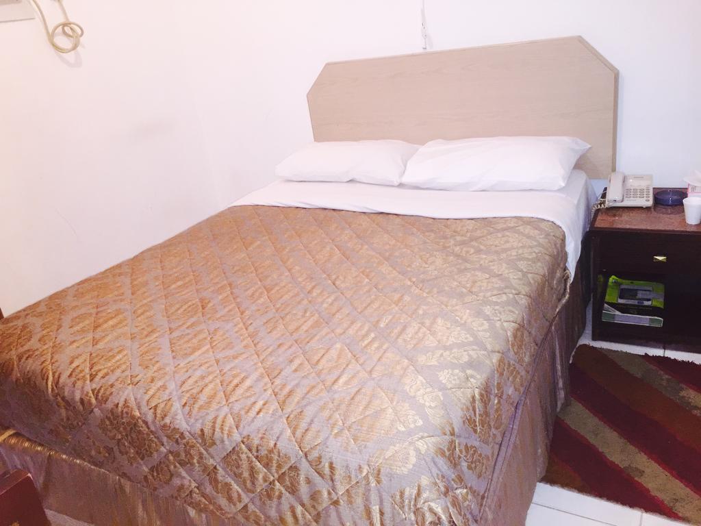 Gold Plaza Guest House Dubaj Zewnętrze zdjęcie